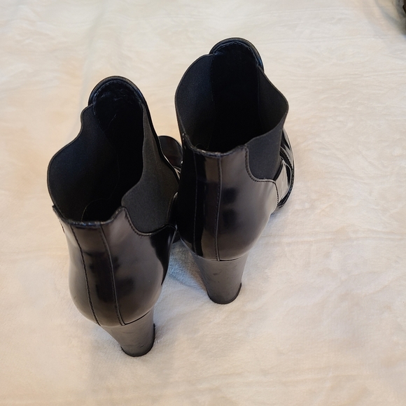 Tod's Shoes - TODS ANKLE BOOTS/ Size 37.5